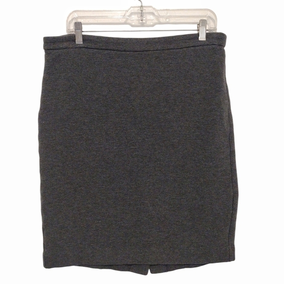 Banana Republic Factory - Pencil Skirt - Picture 1 of 12